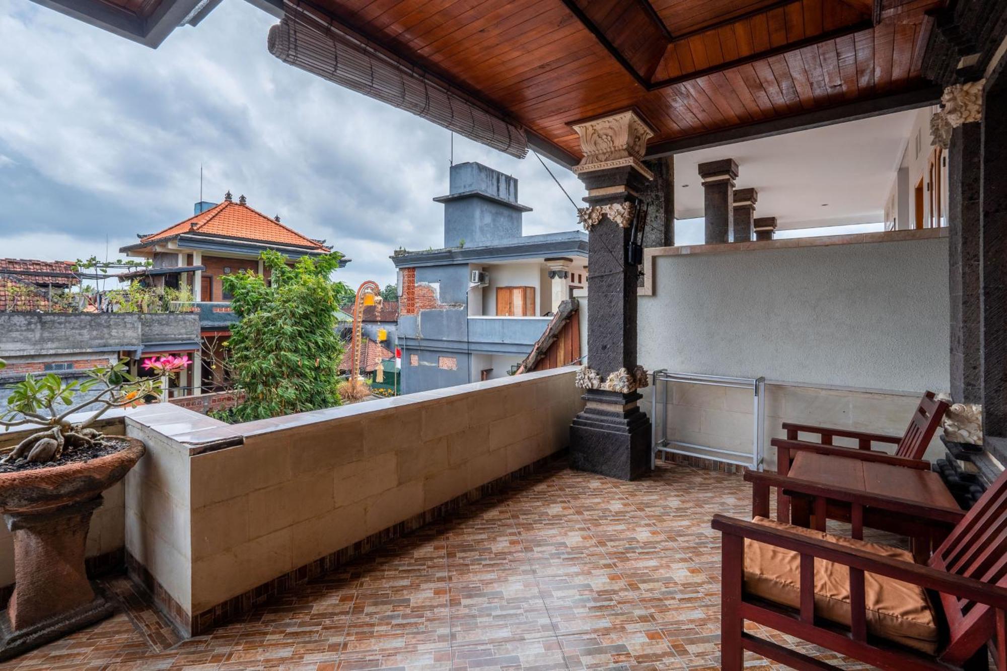 Suarsena Ubud Buitenkant foto